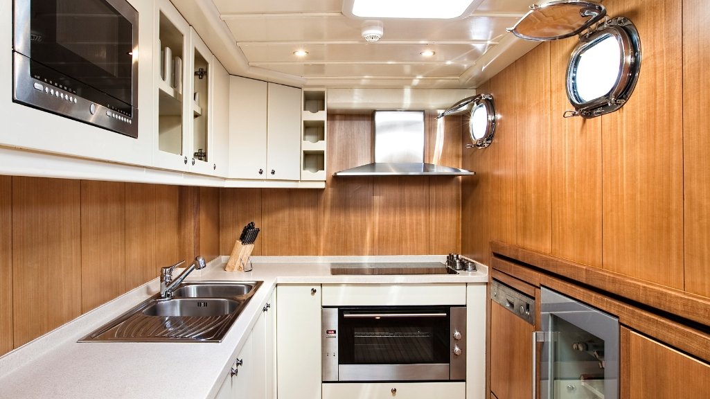 L-Shaped Kitchen