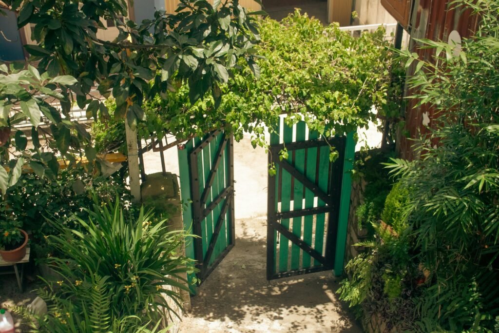 Wooden garden gate size