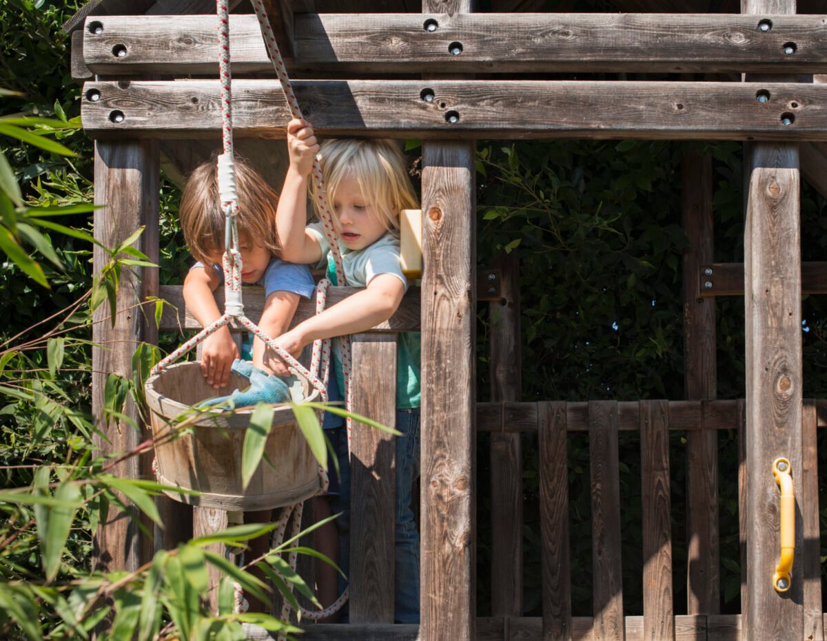 Mud Kitchen DIY For Kids Friendly